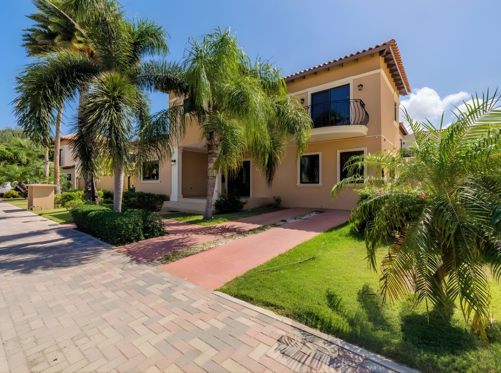 Gold Coast Luxury Villa